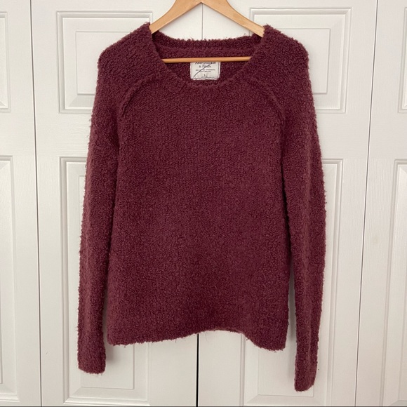 Abercrombie & Fitch Sweater - Small - Picture 2 of 4
